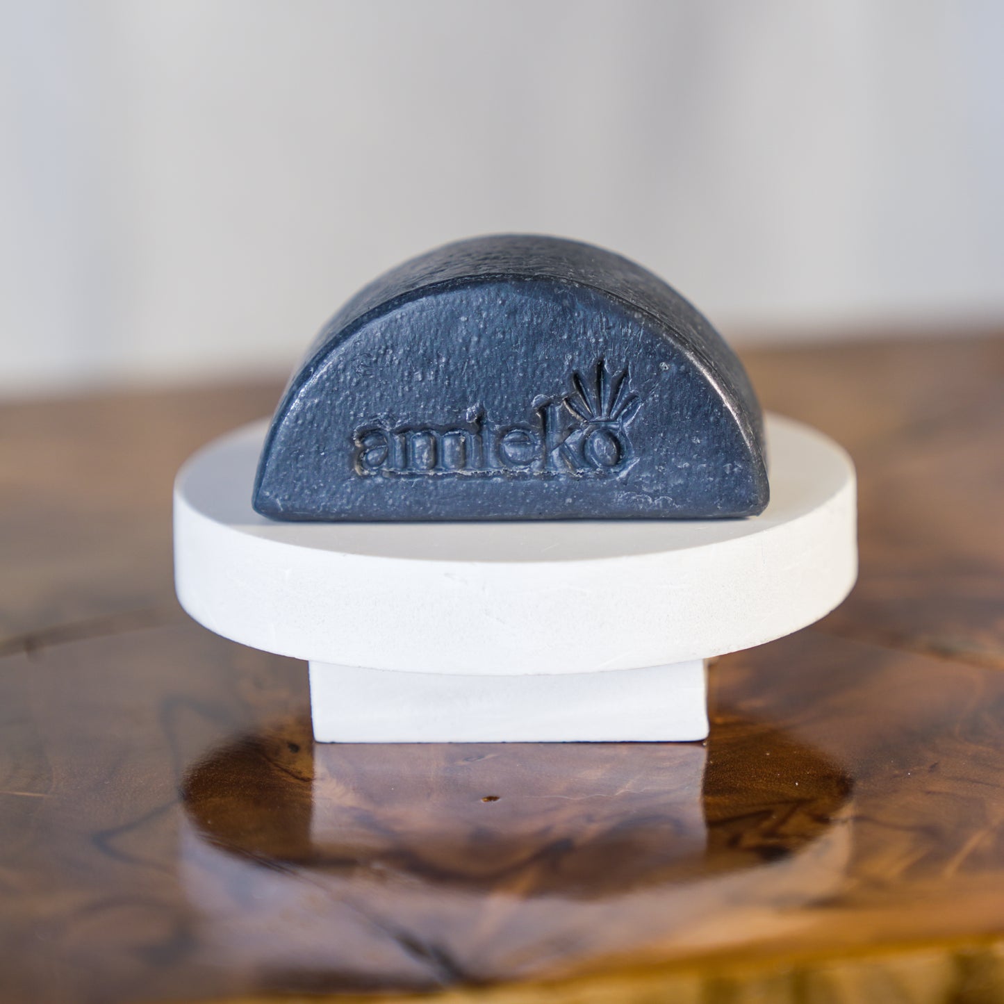 Echo – Bamboo Charcoal, Kaffir Lime & Menthol